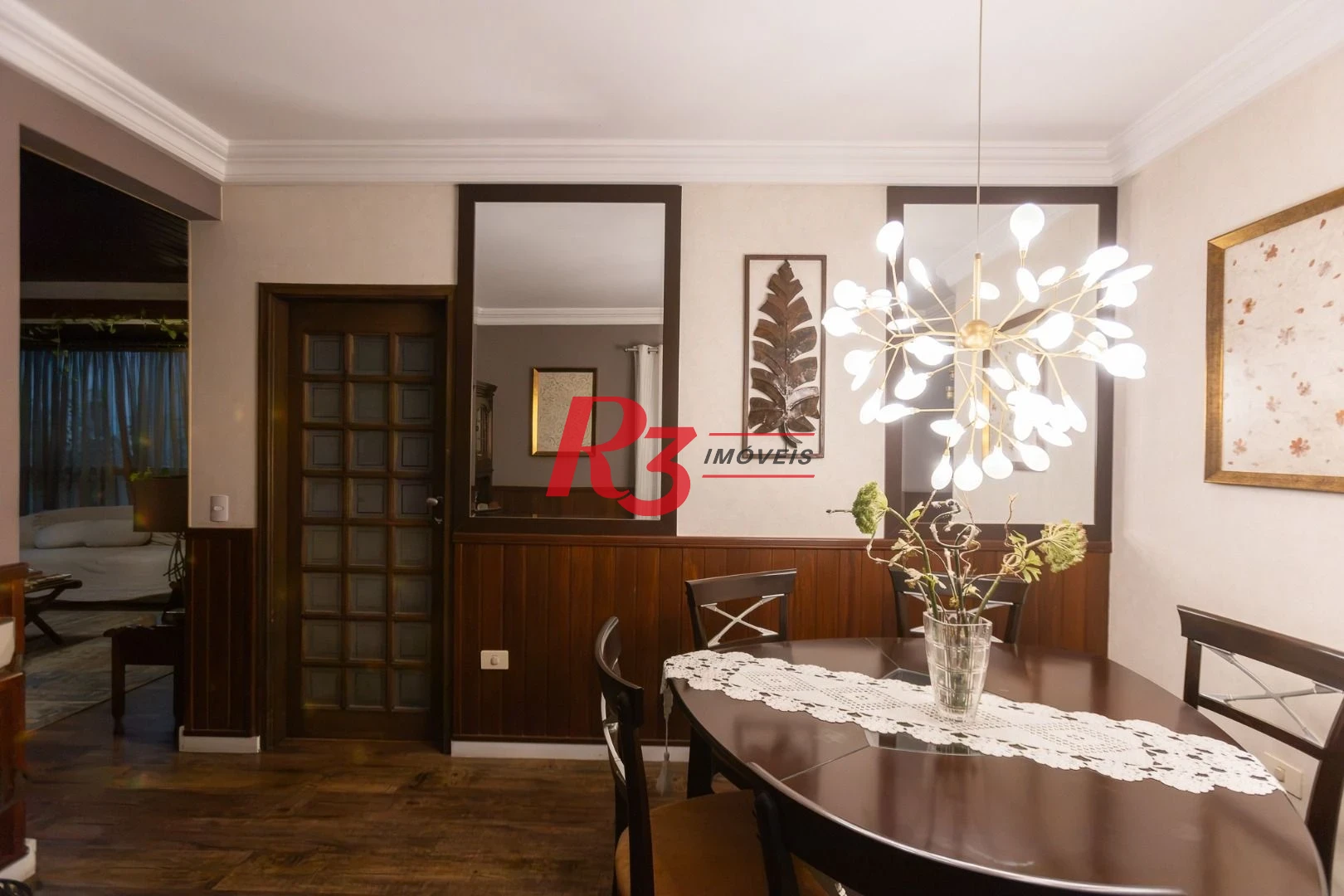 Casa com 3 dormitórios à venda, 242 m² por R$ 2.100.000,00 - Embaré - Santos/SP