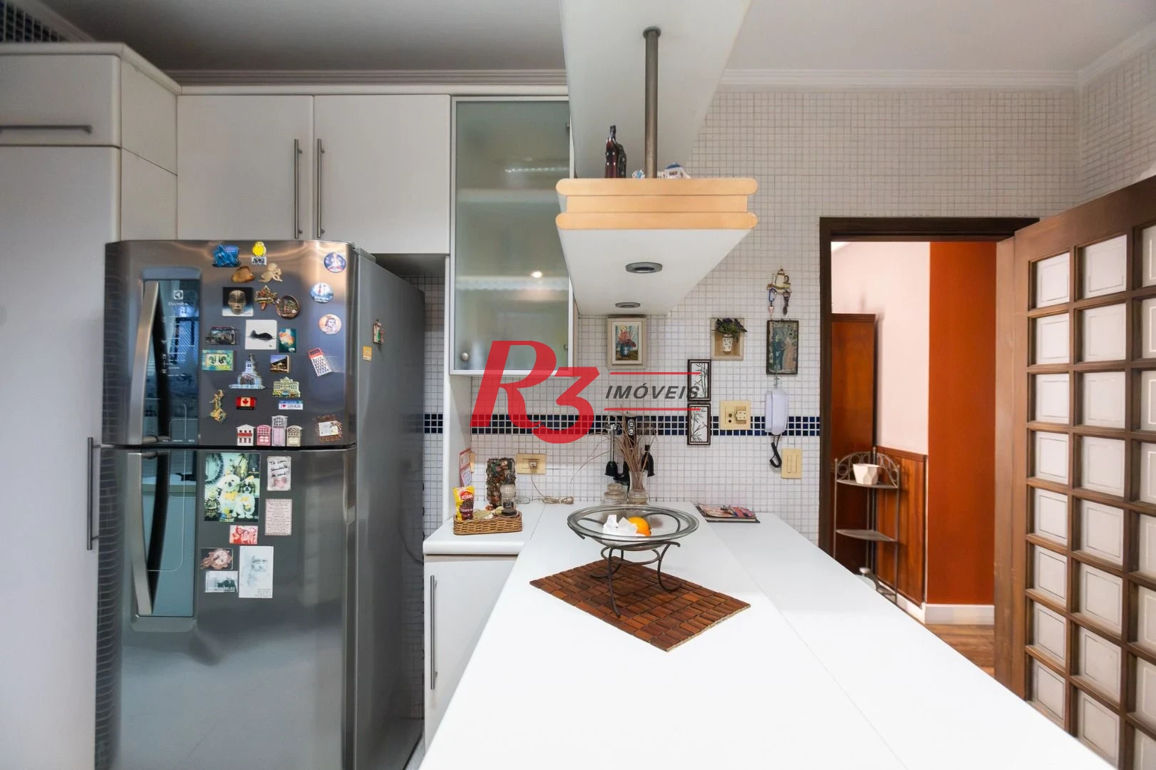 Casa com 3 dormitórios à venda, 242 m² por R$ 2.100.000,00 - Embaré - Santos/SP