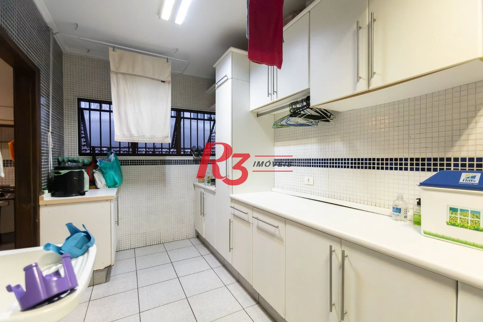 Casa com 3 dormitórios à venda, 242 m² por R$ 2.100.000,00 - Embaré - Santos/SP