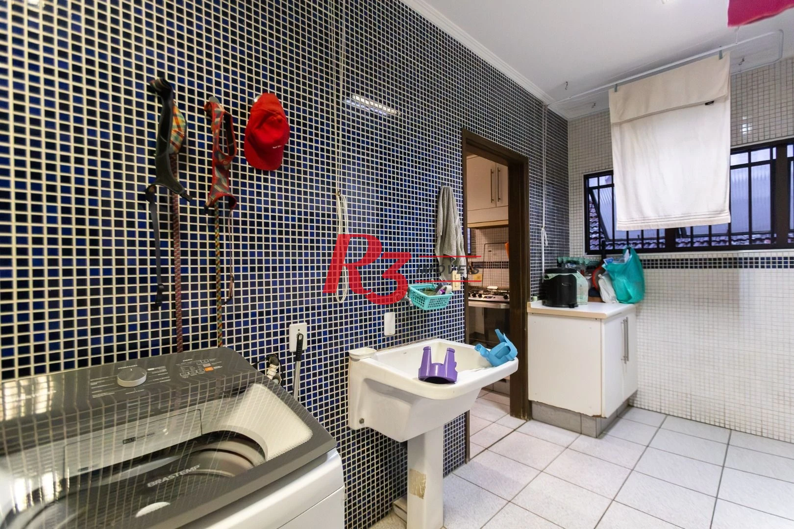 Casa com 3 dormitórios à venda, 242 m² por R$ 2.100.000,00 - Embaré - Santos/SP