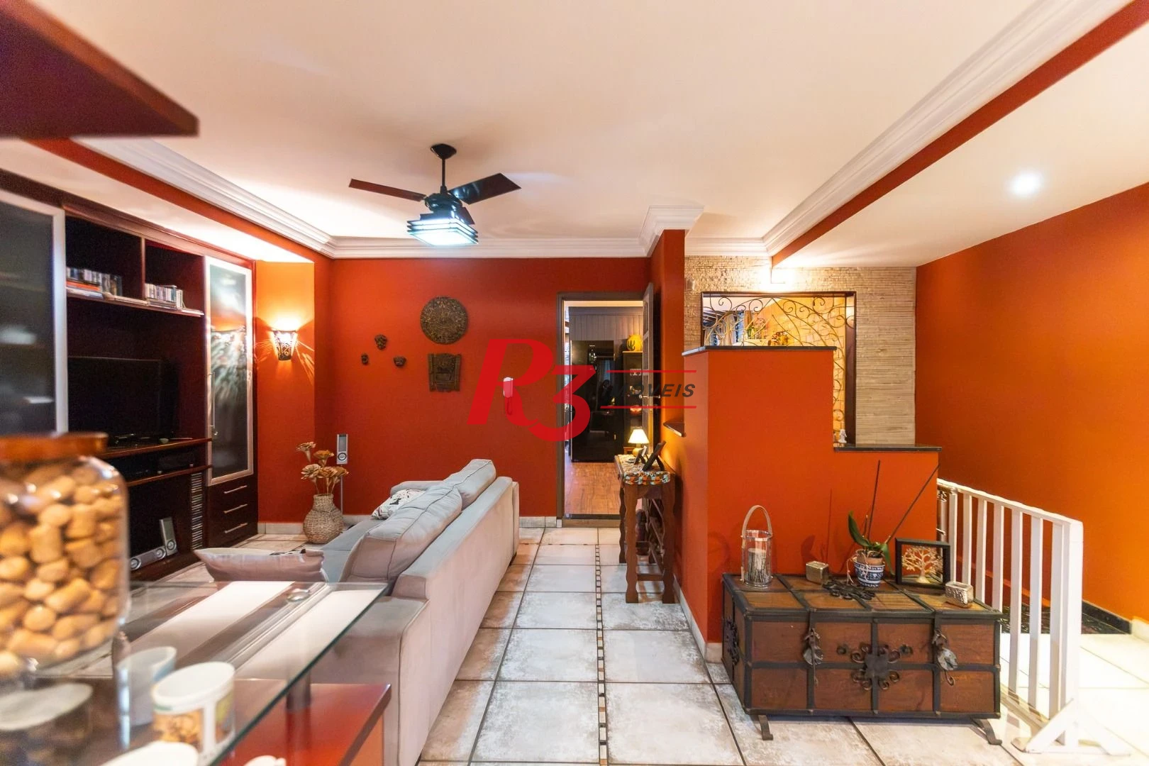 Casa com 3 dormitórios à venda, 242 m² por R$ 2.100.000,00 - Embaré - Santos/SP