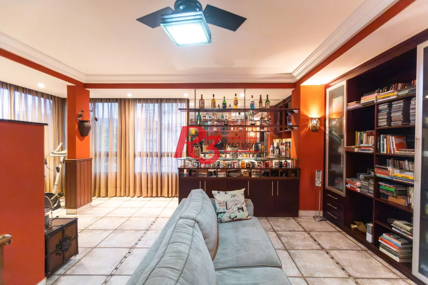 Casa com 3 dormitórios à venda, 242 m² por R$ 2.100.000,00 - Embaré - Santos/SP