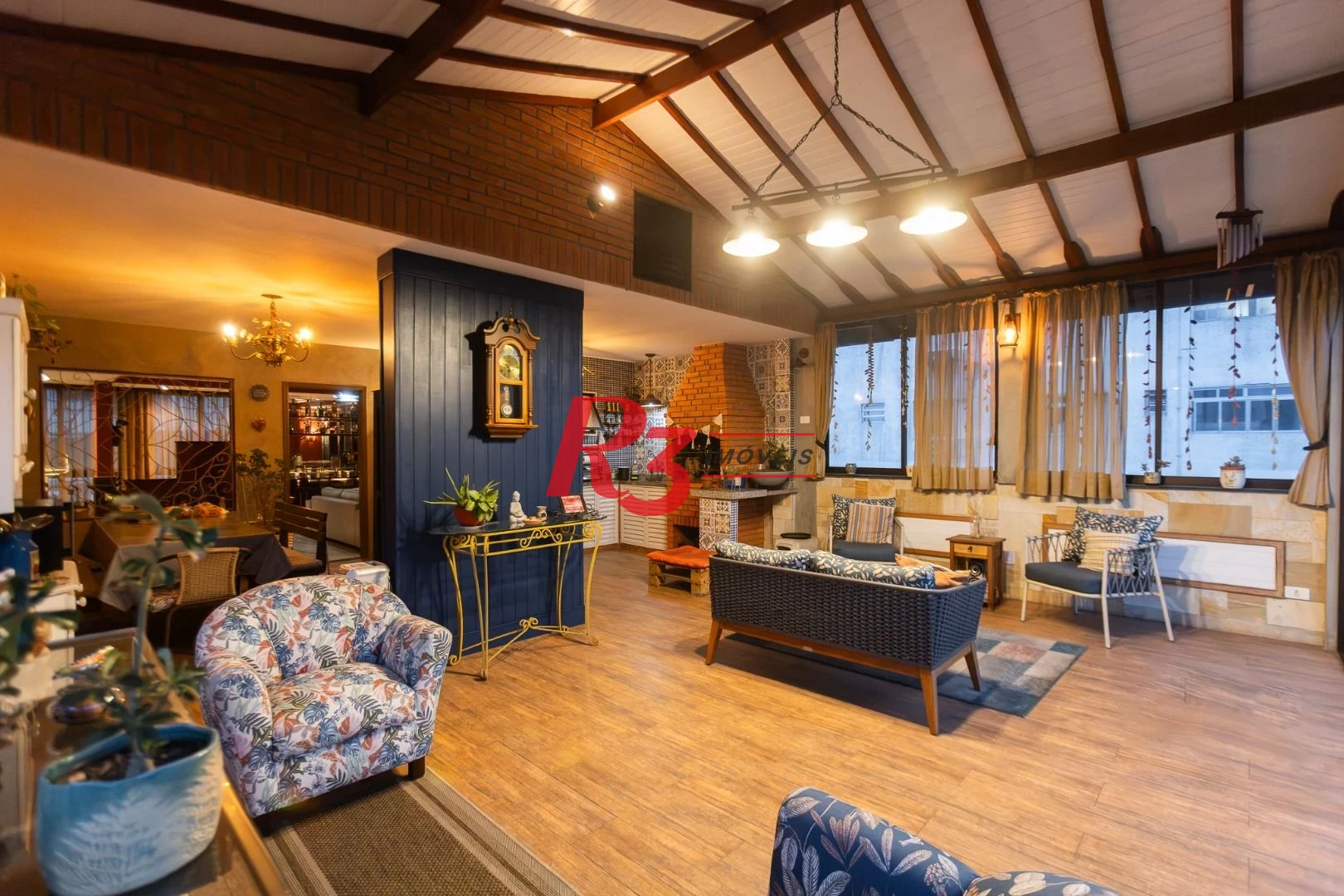 Casa com 3 dormitórios à venda, 242 m² por R$ 2.100.000,00 - Embaré - Santos/SP