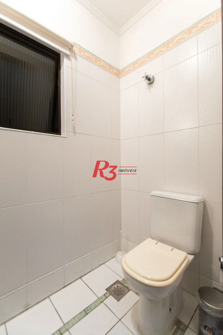 Casa com 3 dormitórios à venda, 242 m² por R$ 2.100.000,00 - Embaré - Santos/SP