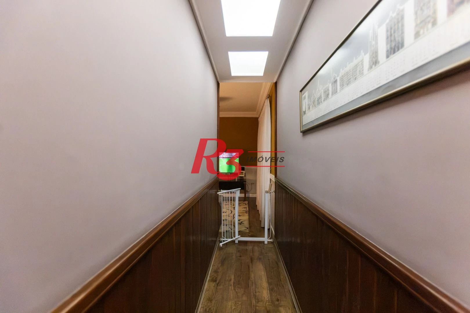 Casa com 3 dormitórios à venda, 242 m² por R$ 2.100.000,00 - Embaré - Santos/SP