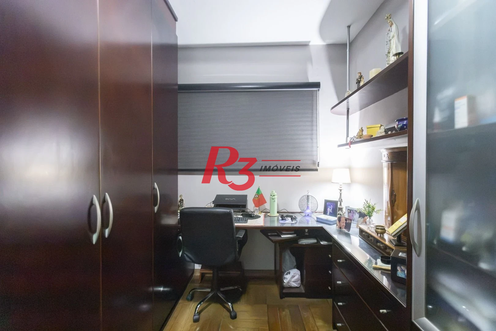 Casa com 3 dormitórios à venda, 242 m² por R$ 2.100.000,00 - Embaré - Santos/SP