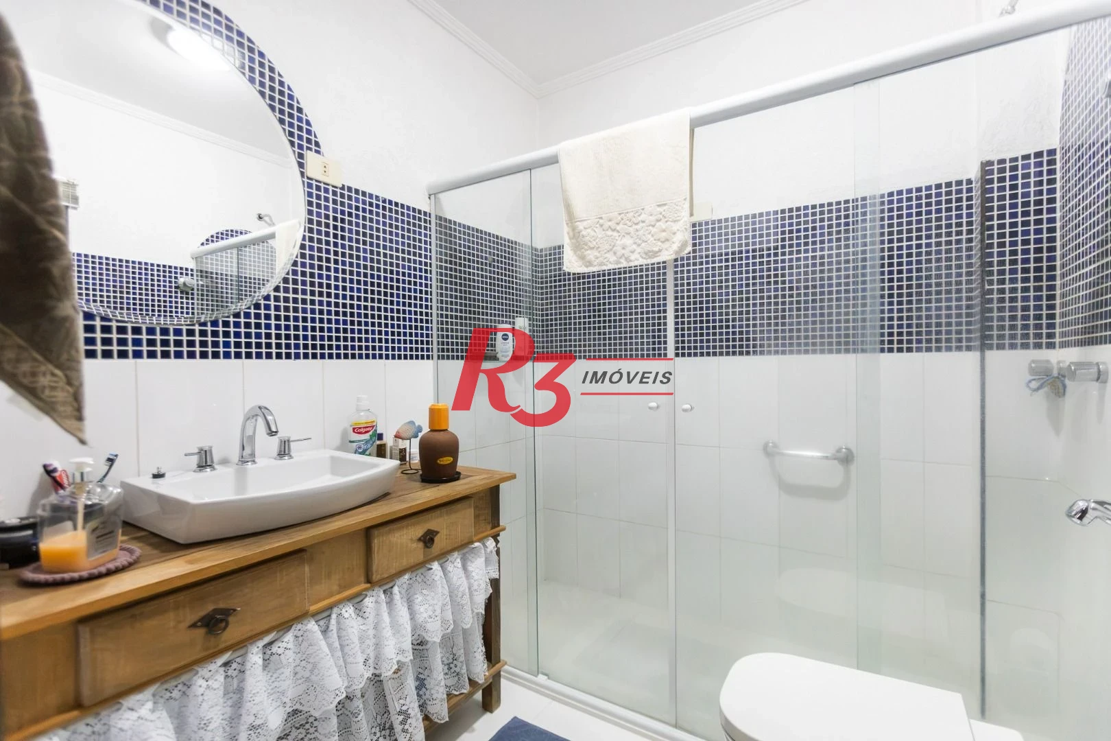 Casa com 3 dormitórios à venda, 242 m² por R$ 2.100.000,00 - Embaré - Santos/SP