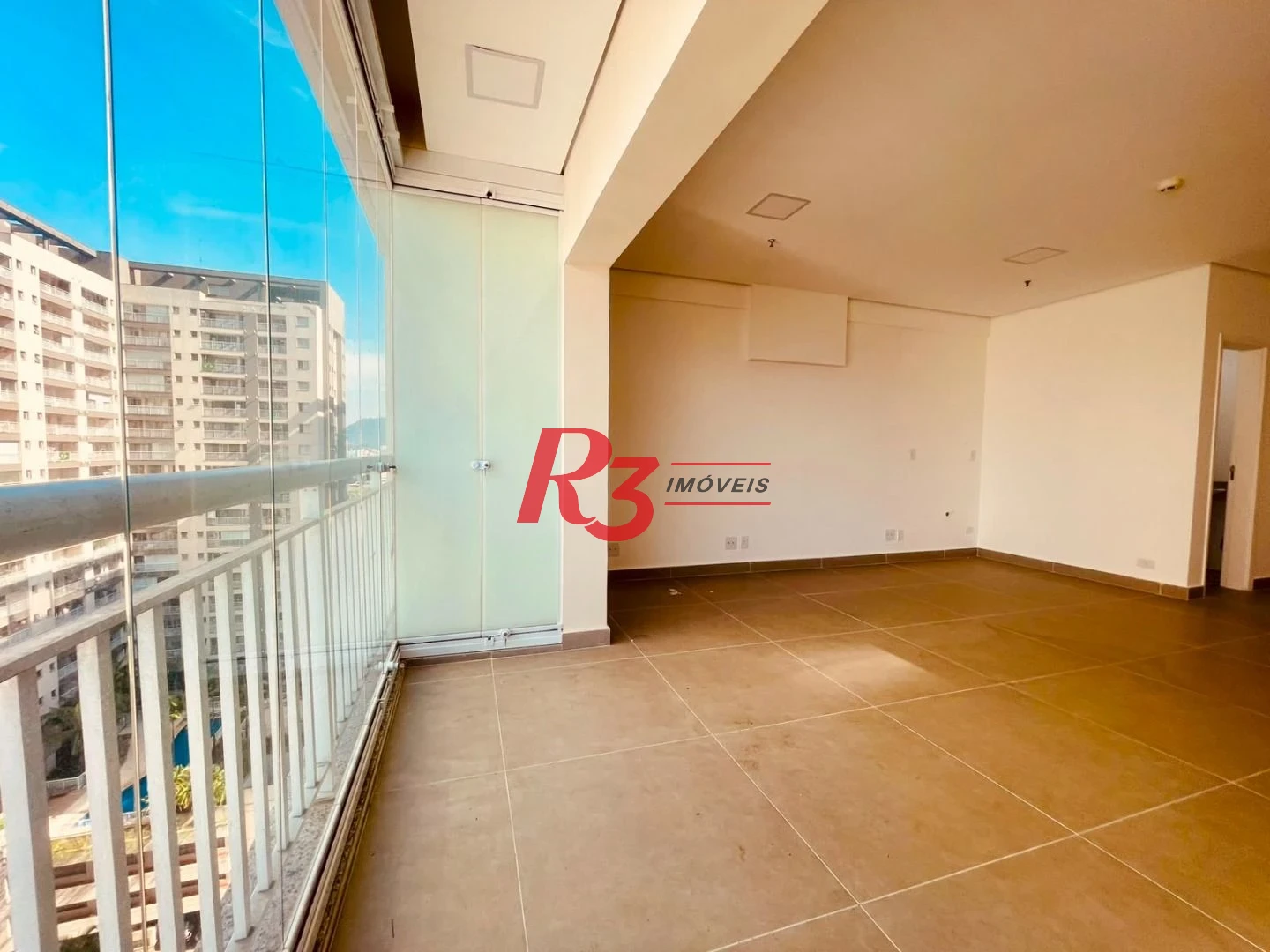 Sala para alugar, 42 m² por R$ 3.299,00/mês - Vila Matias - Santos/SP