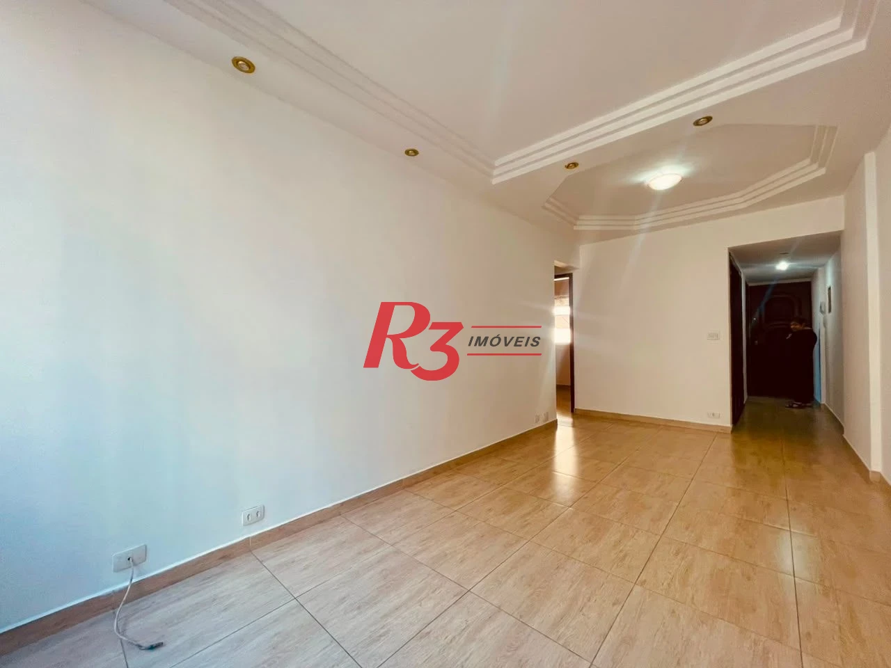 Apartamento com 2 dormitórios à venda, 75 m² por R$ 695.000,00 - Gonzaga - Santos/SP