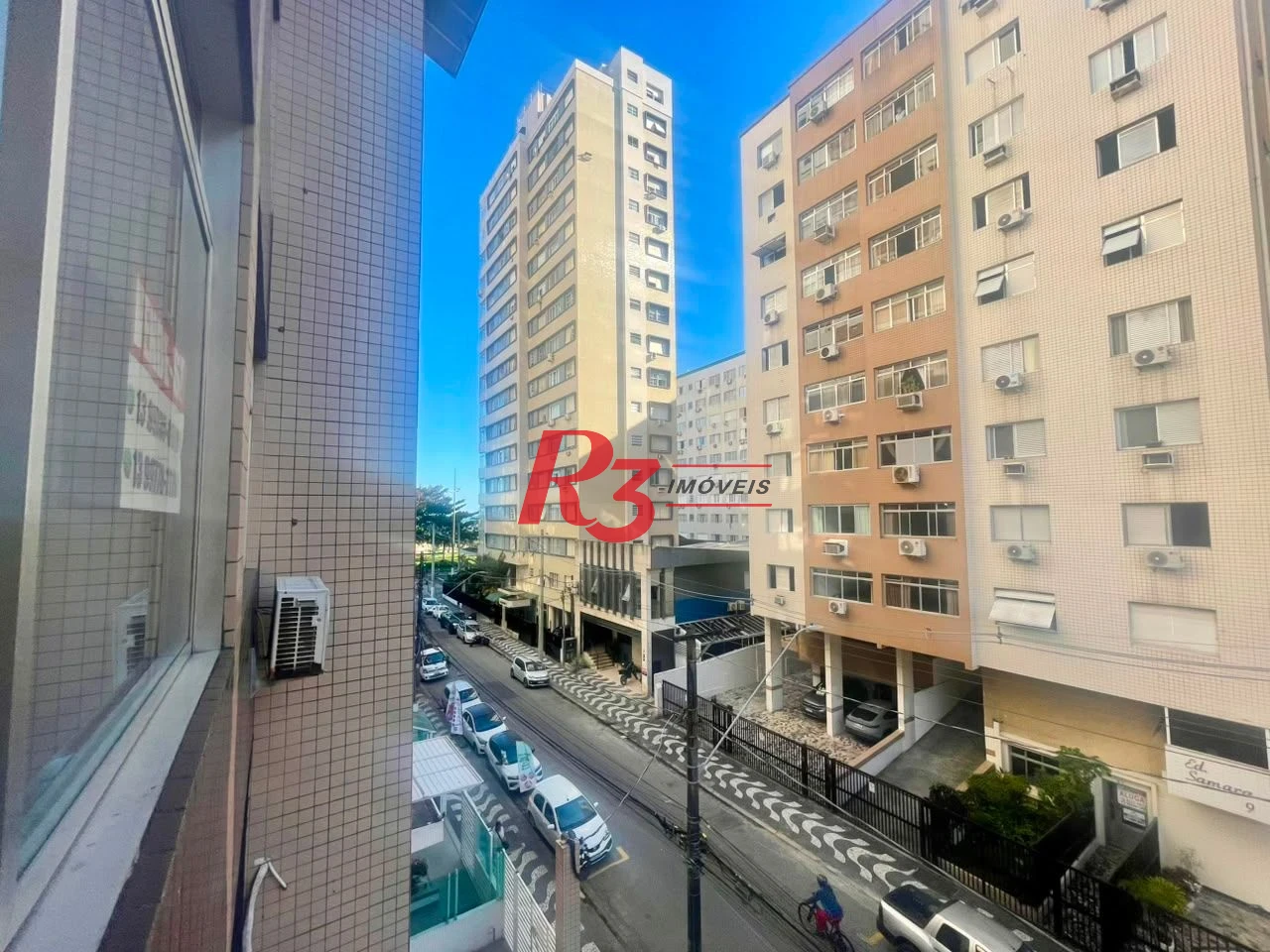 Apartamento com 2 dormitórios à venda, 75 m² por R$ 695.000,00 - Gonzaga - Santos/SP