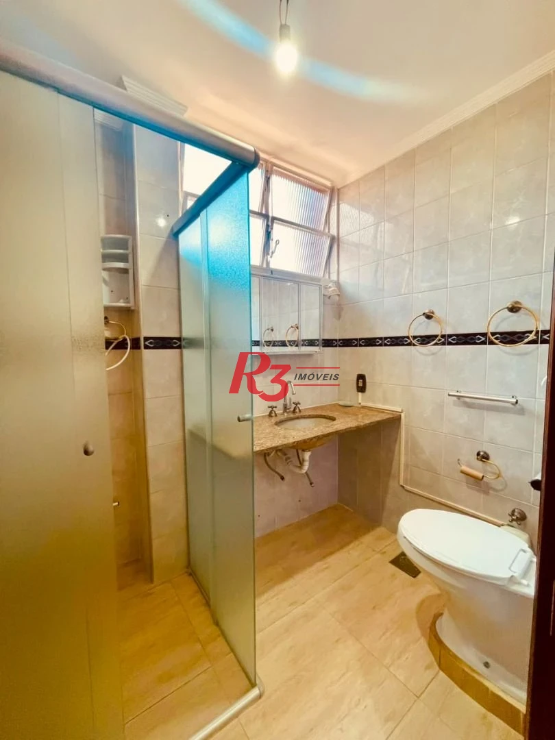 Apartamento com 2 dormitórios à venda, 75 m² por R$ 695.000,00 - Gonzaga - Santos/SP