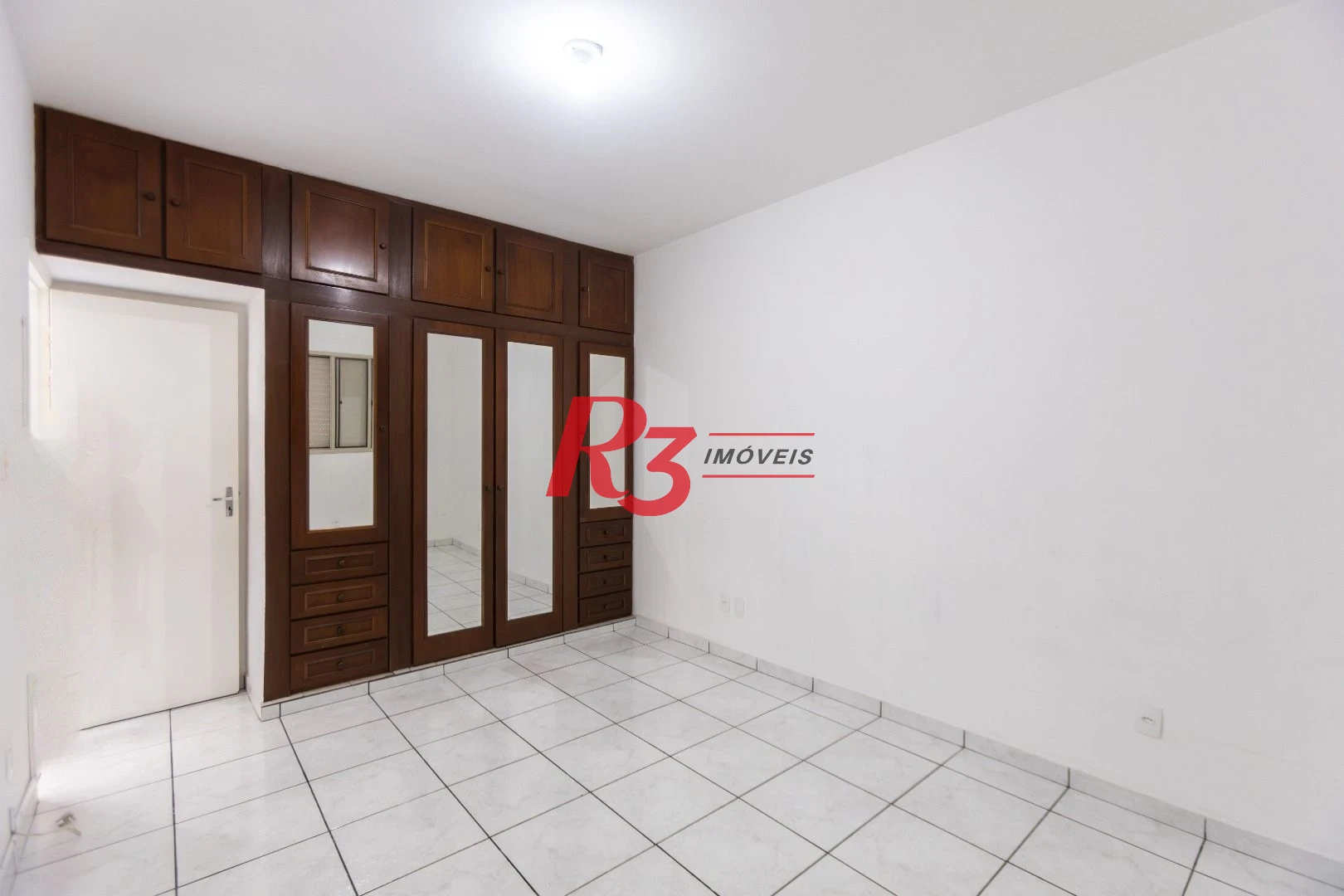 Apartamento com 2 dormitórios à venda, 66 m² por R$ 499.000,00 - Estuário - Santos/SP