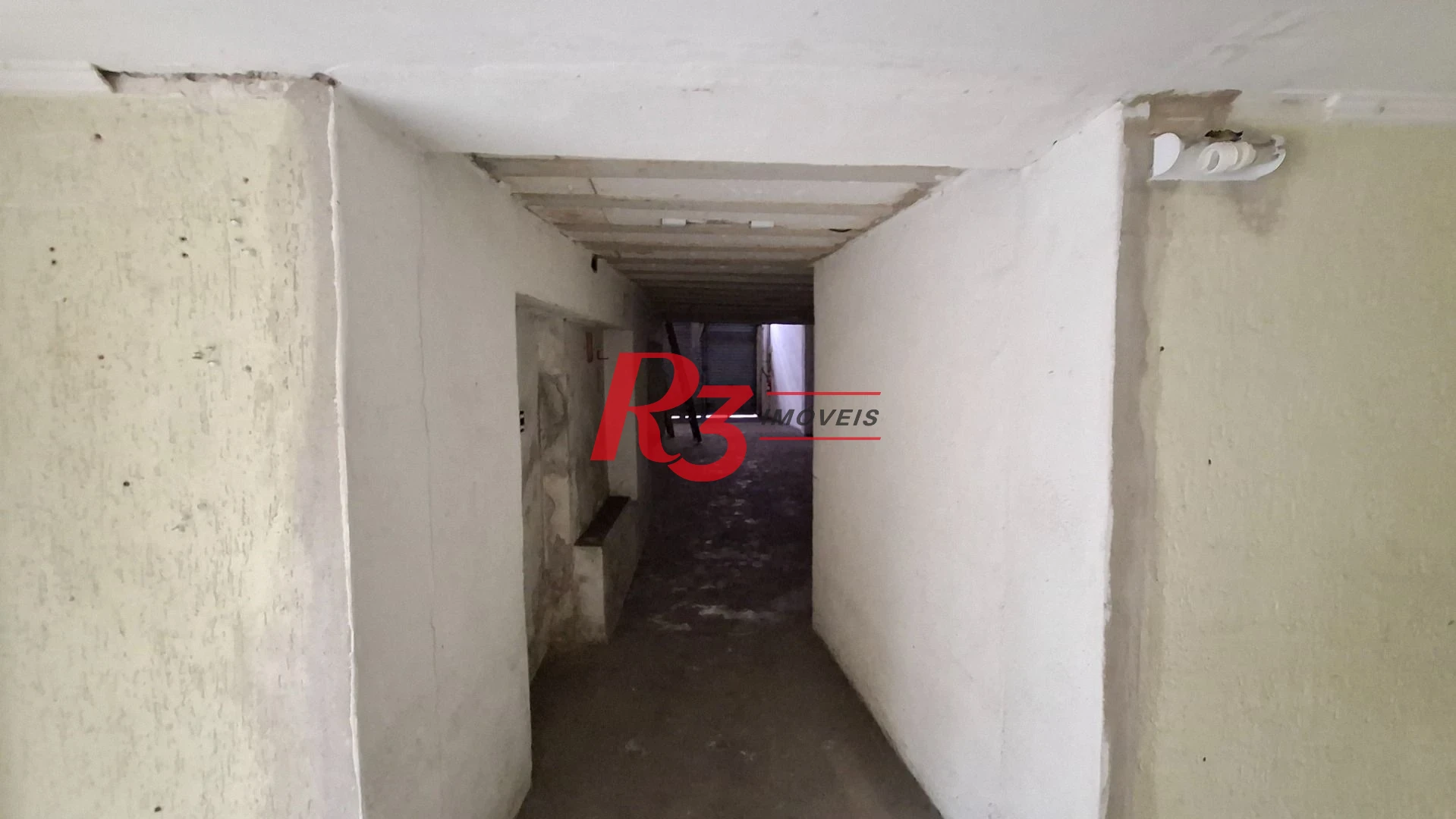 Galpão, 180 m² - venda por R$ 300.000,00 ou aluguel por R$ 3.000,00/mês - Centro - Santos/SP