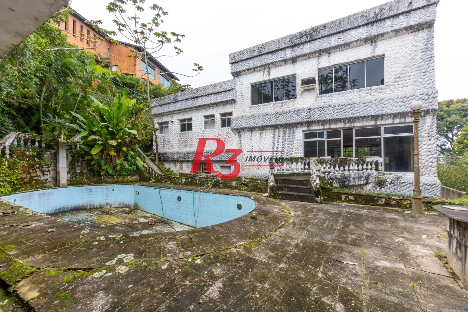 Casa com 4 dormitórios à venda, 516 m² por R$ 6.400.000,00 - Marapé - Santos/SP
