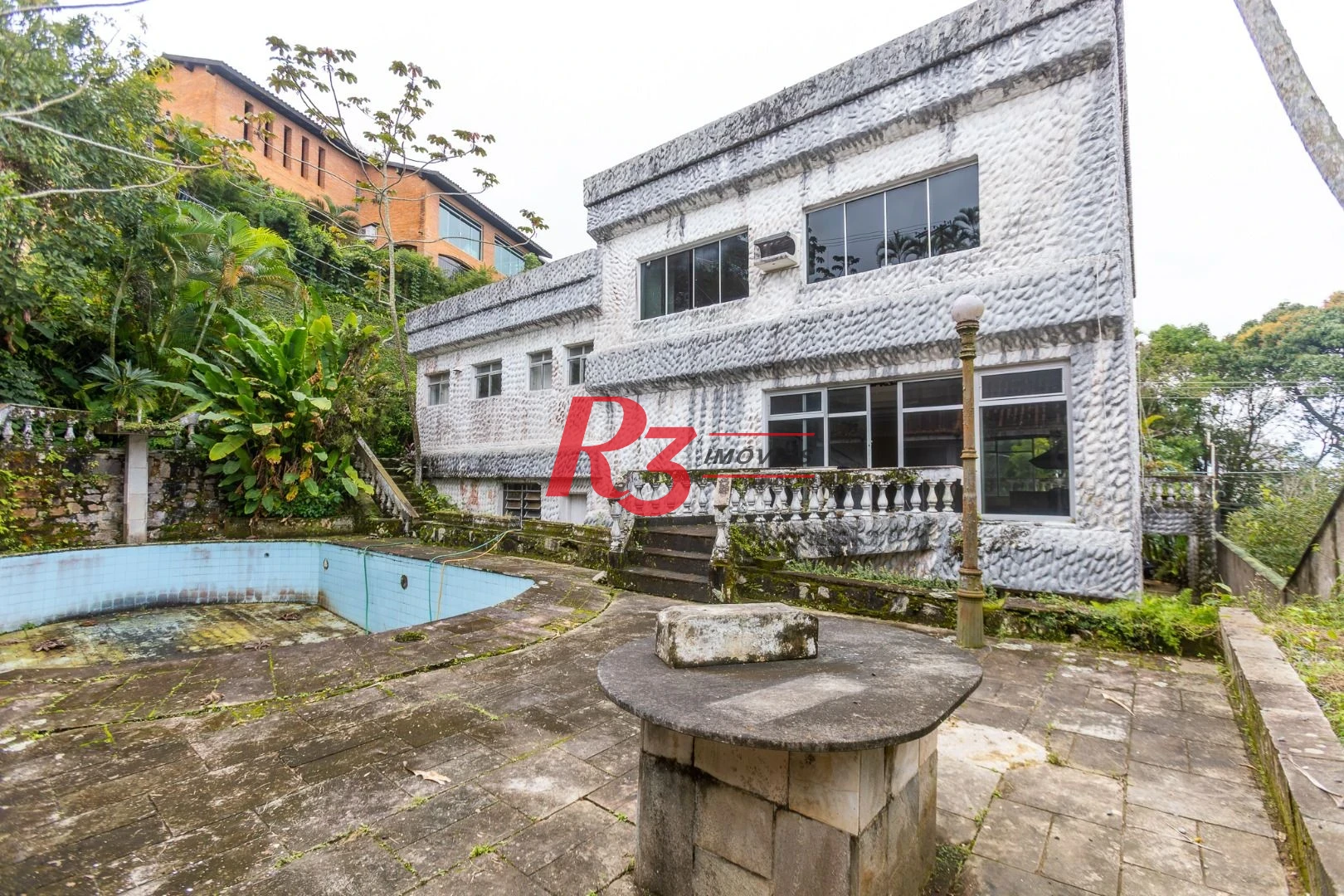 Casa com 4 dormitórios à venda, 516 m² por R$ 6.400.000,00 - Marapé - Santos/SP