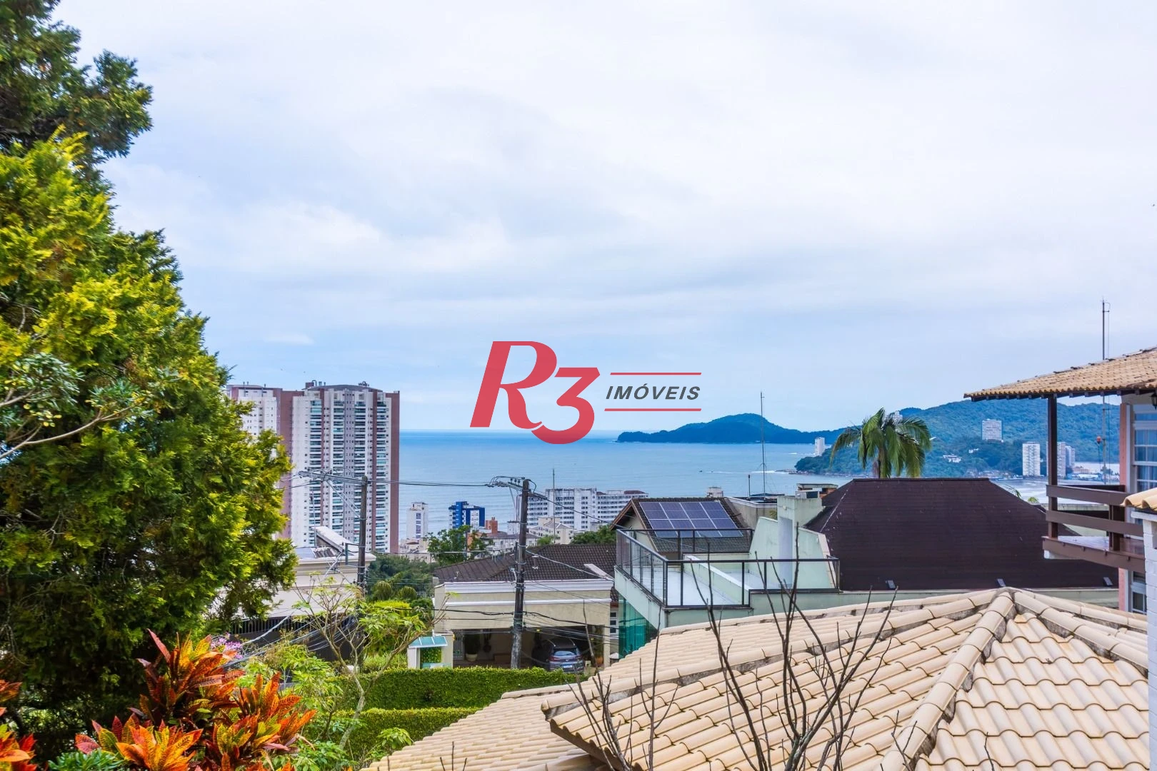 Casa com 4 dormitórios à venda, 516 m² por R$ 6.400.000,00 - Marapé - Santos/SP