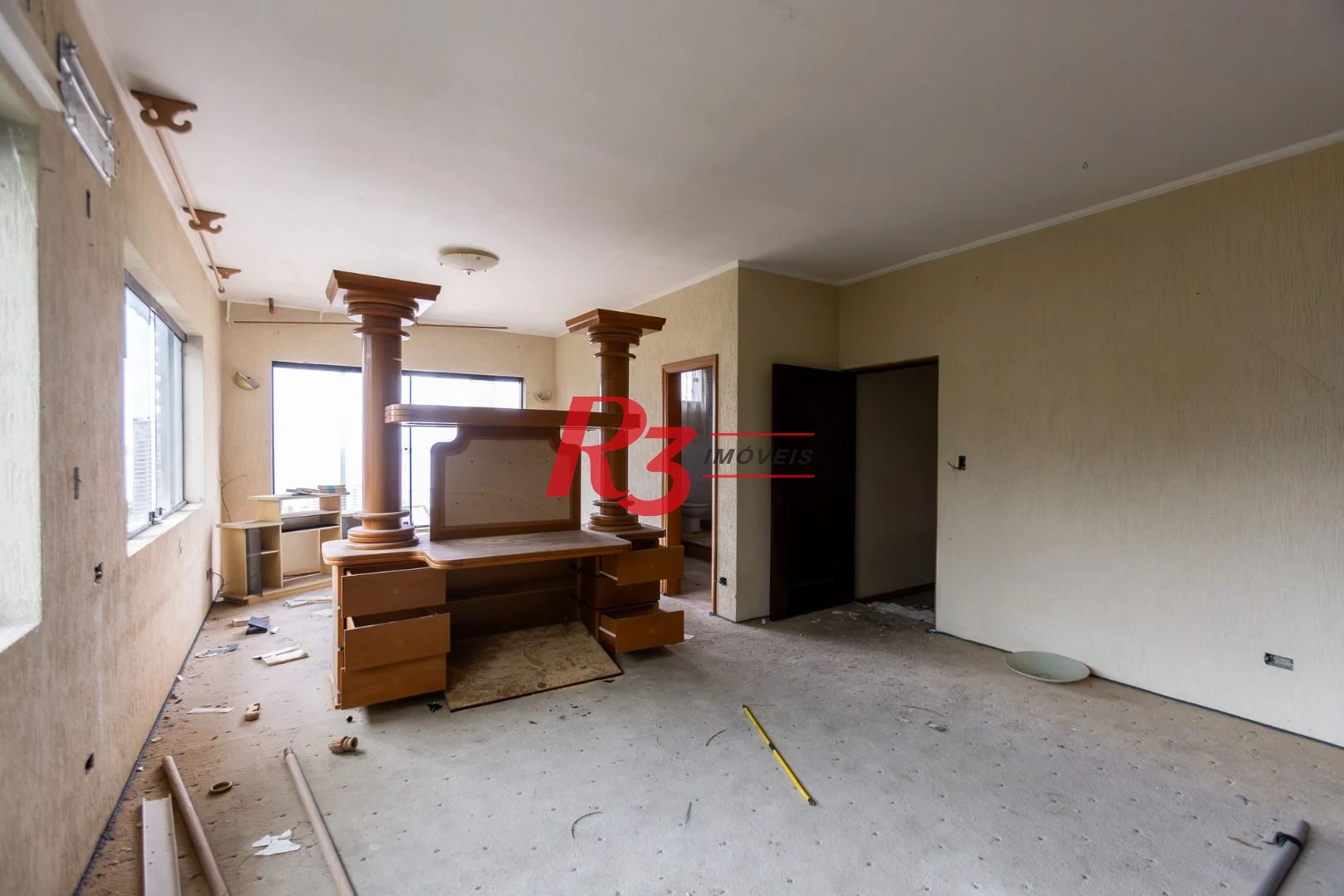 Casa com 4 dormitórios à venda, 516 m² por R$ 6.400.000,00 - Marapé - Santos/SP