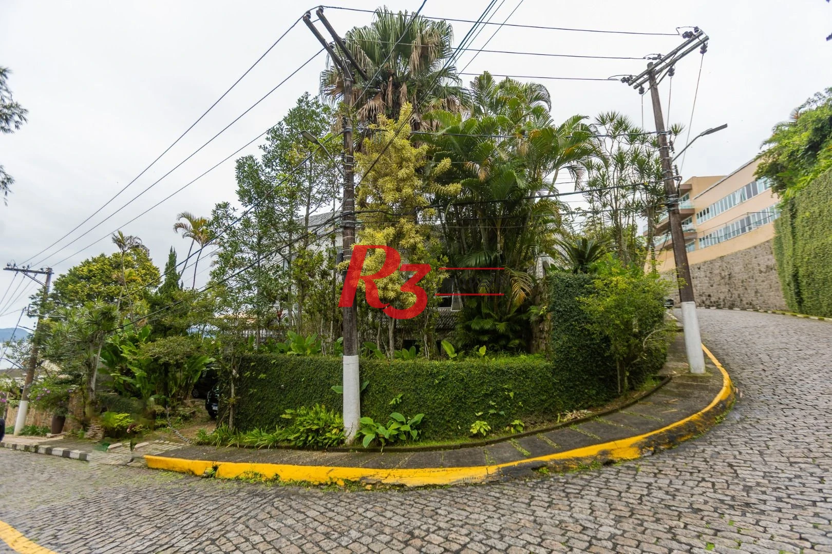Casa com 4 dormitórios à venda, 516 m² por R$ 6.400.000,00 - Marapé - Santos/SP