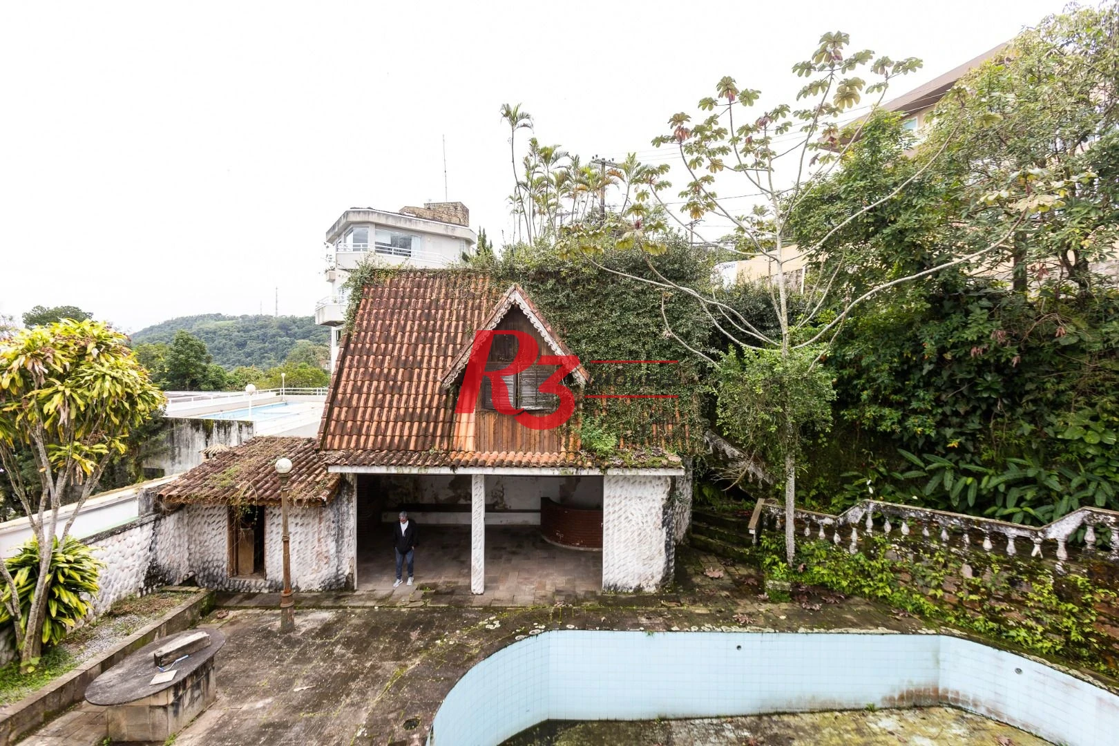 Casa com 4 dormitórios à venda, 516 m² por R$ 6.400.000,00 - Marapé - Santos/SP