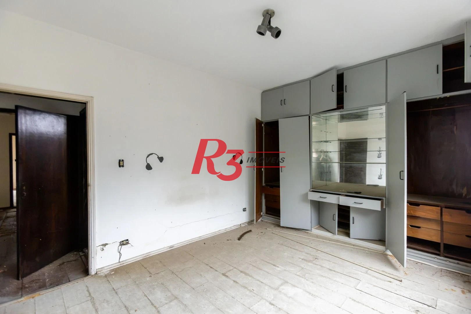 Casa com 4 dormitórios à venda, 516 m² por R$ 6.400.000,00 - Marapé - Santos/SP