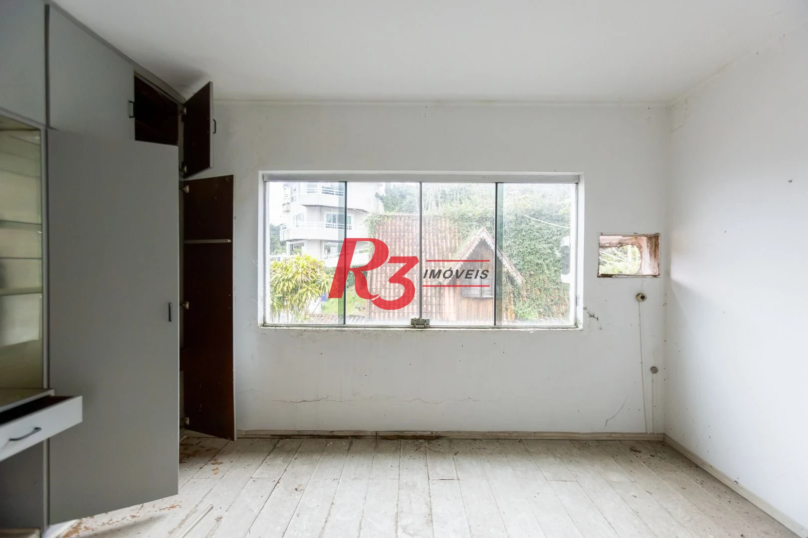 Casa com 4 dormitórios à venda, 516 m² por R$ 6.400.000,00 - Marapé - Santos/SP
