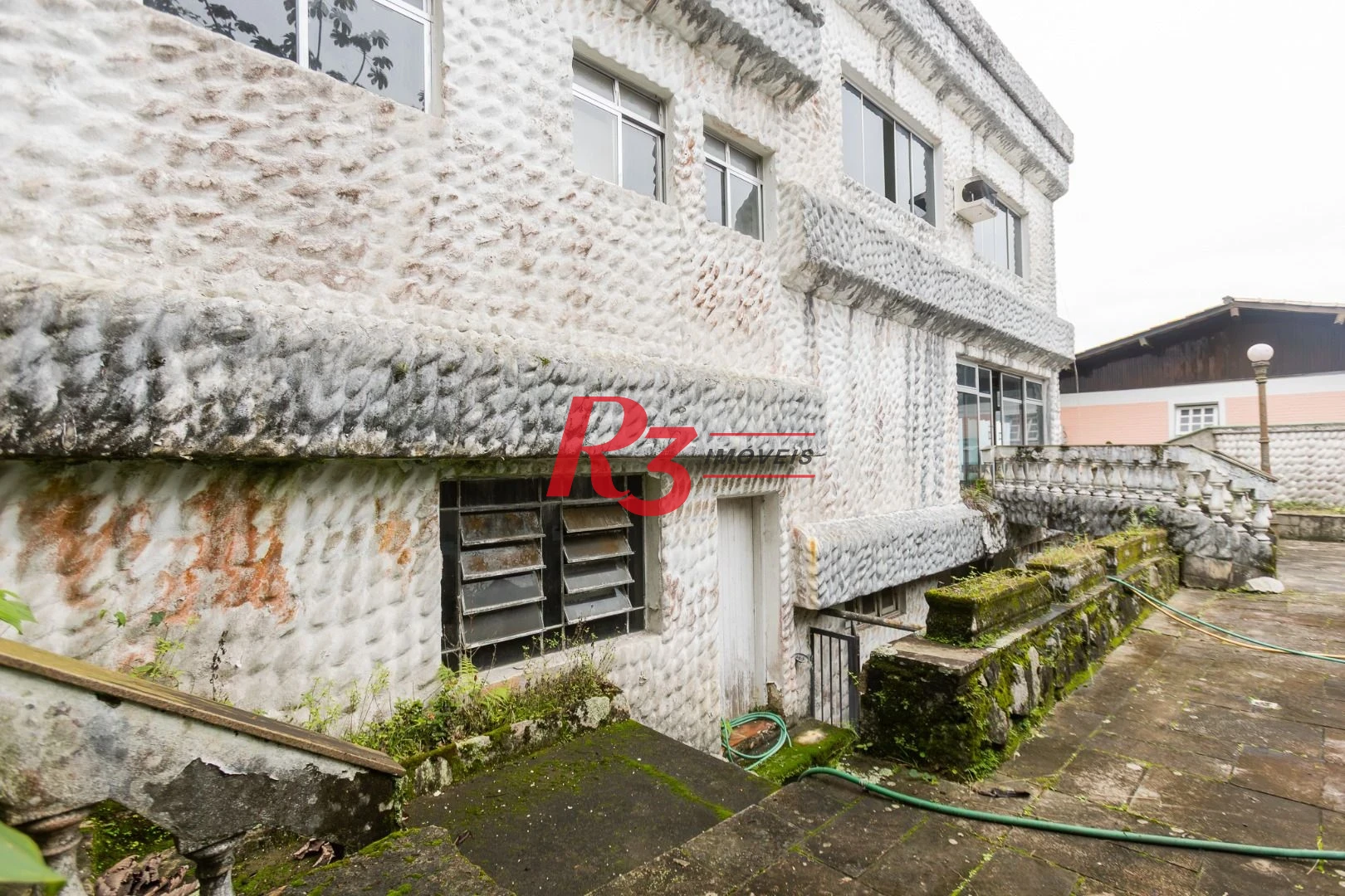 Casa com 4 dormitórios à venda, 516 m² por R$ 6.400.000,00 - Marapé - Santos/SP