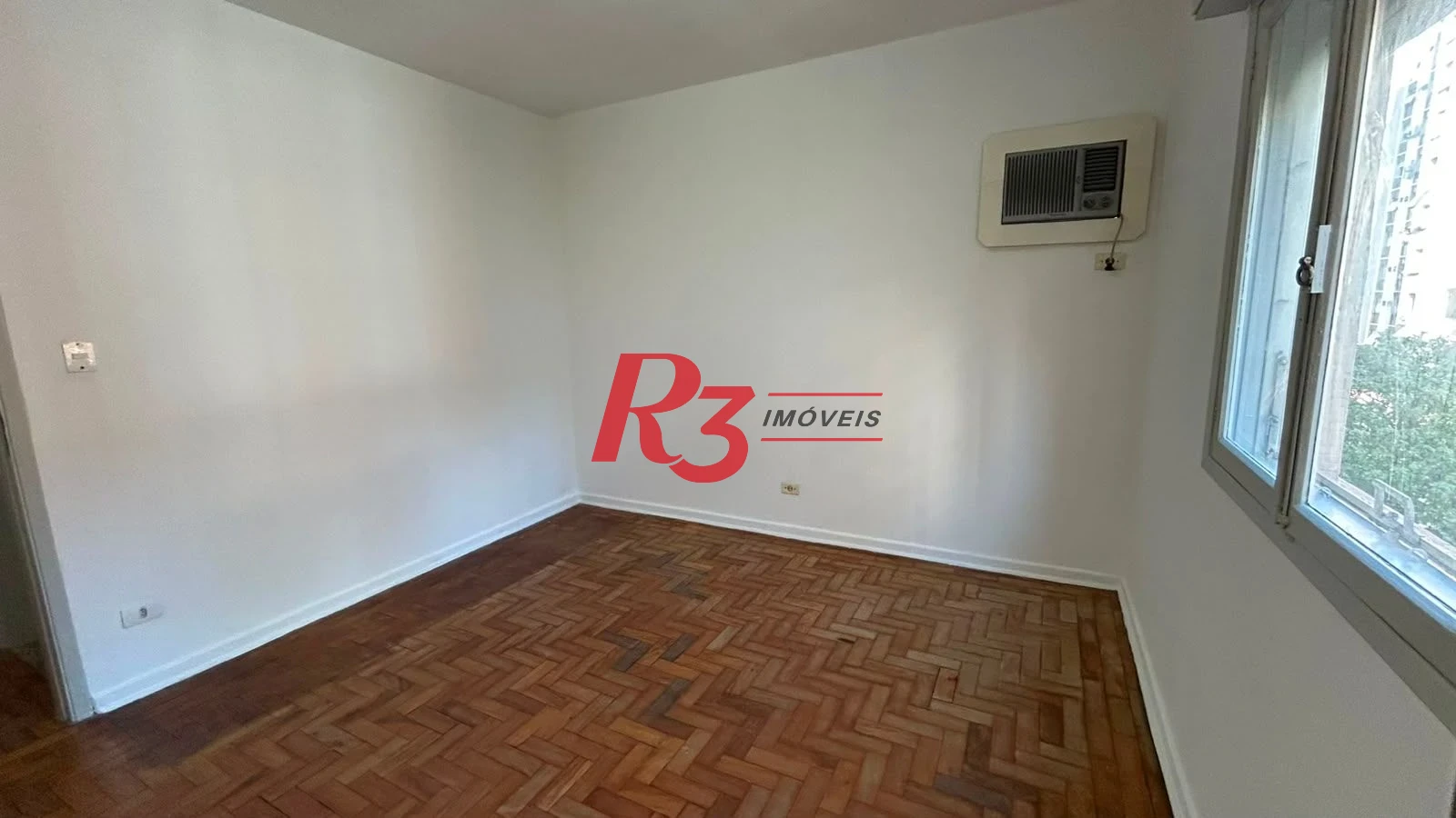 Apartamento com 3 dormitórios à venda, 145 m² por R$ 790.000,00 - Boqueirão - Santos/SP