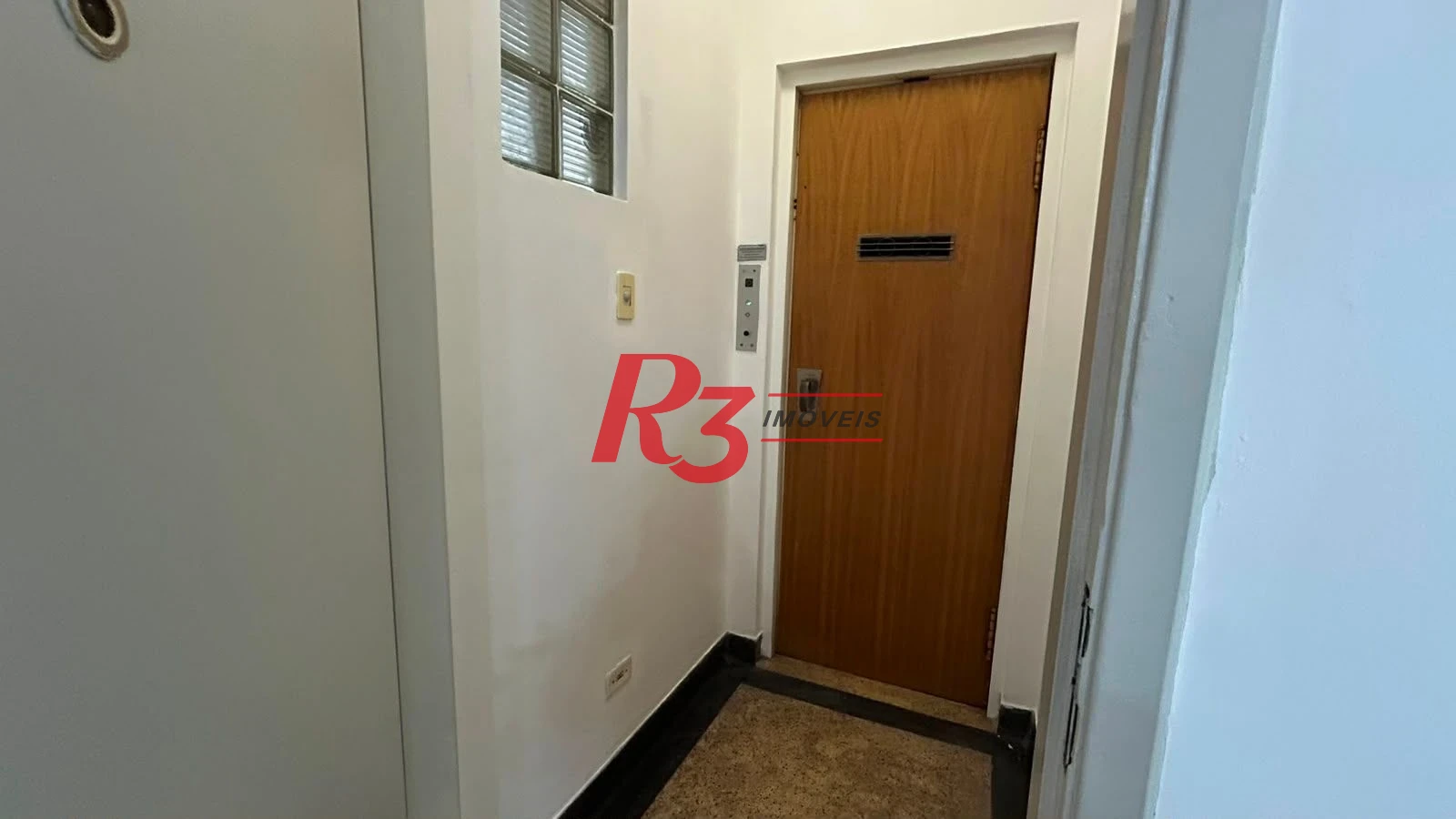 Apartamento com 3 dormitórios à venda, 145 m² por R$ 790.000,00 - Boqueirão - Santos/SP