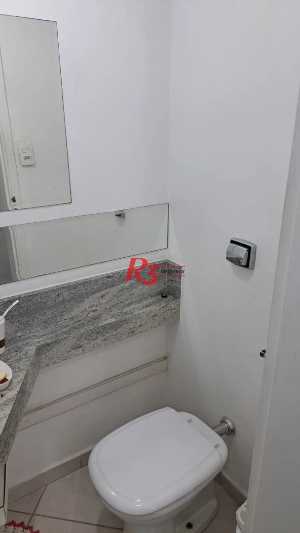 Apartamento amplo de 1 dormitório no Embaré