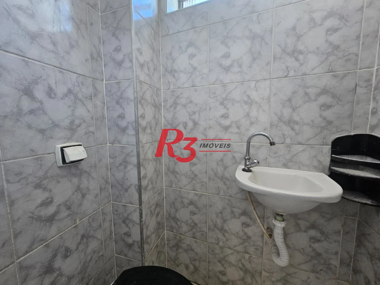 Sala comercial para Alugar na Vila Nova em Santos – Excelente localização