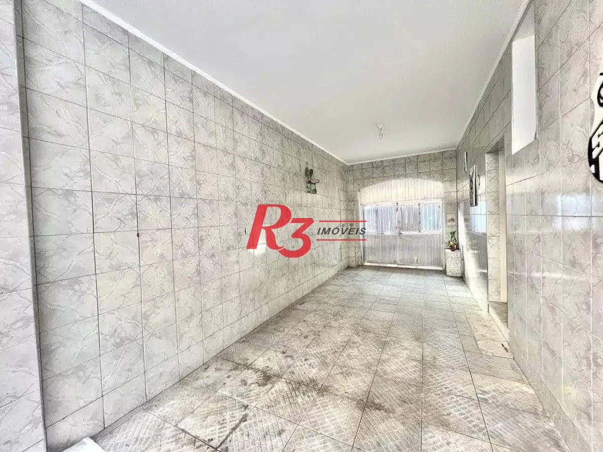 Casa com 3 dormitórios à venda, 155 m² por R$ 1.100.000,00 - Campo Grande - Santos/SP