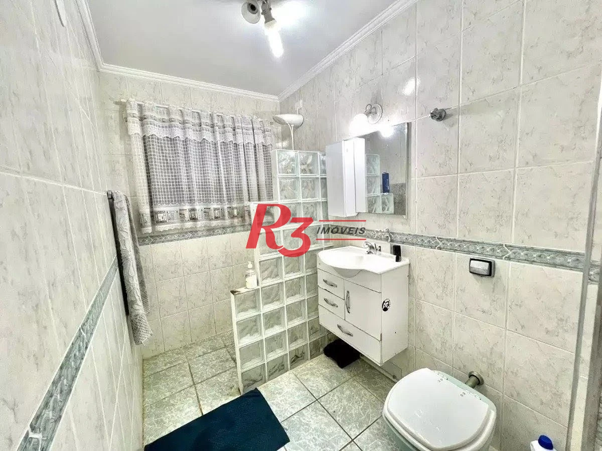 Casa com 3 dormitórios à venda, 155 m² por R$ 1.100.000,00 - Campo Grande - Santos/SP