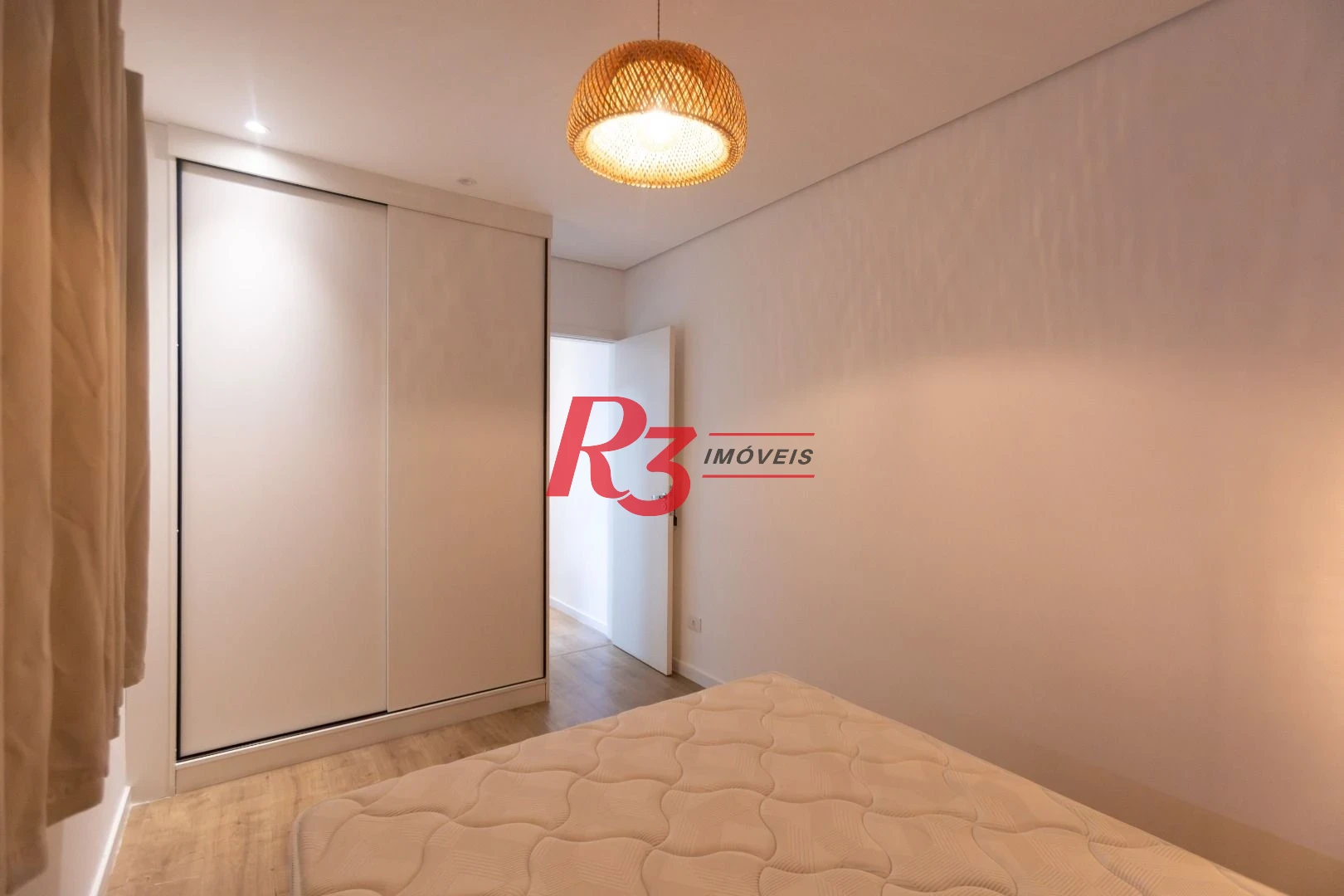 Apartamento com 1 dormitório para alugar, 40 m² por R$ 3.900,00/mês - Gonzaga - Santos/SP