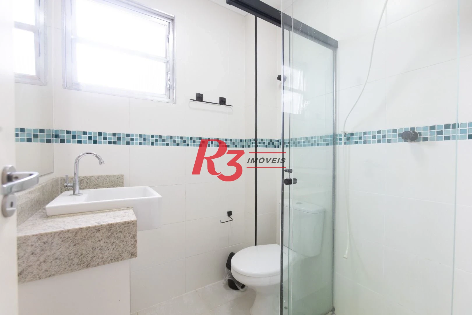 Apartamento com 1 dormitório para alugar, 40 m² por R$ 3.900,00/mês - Gonzaga - Santos/SP