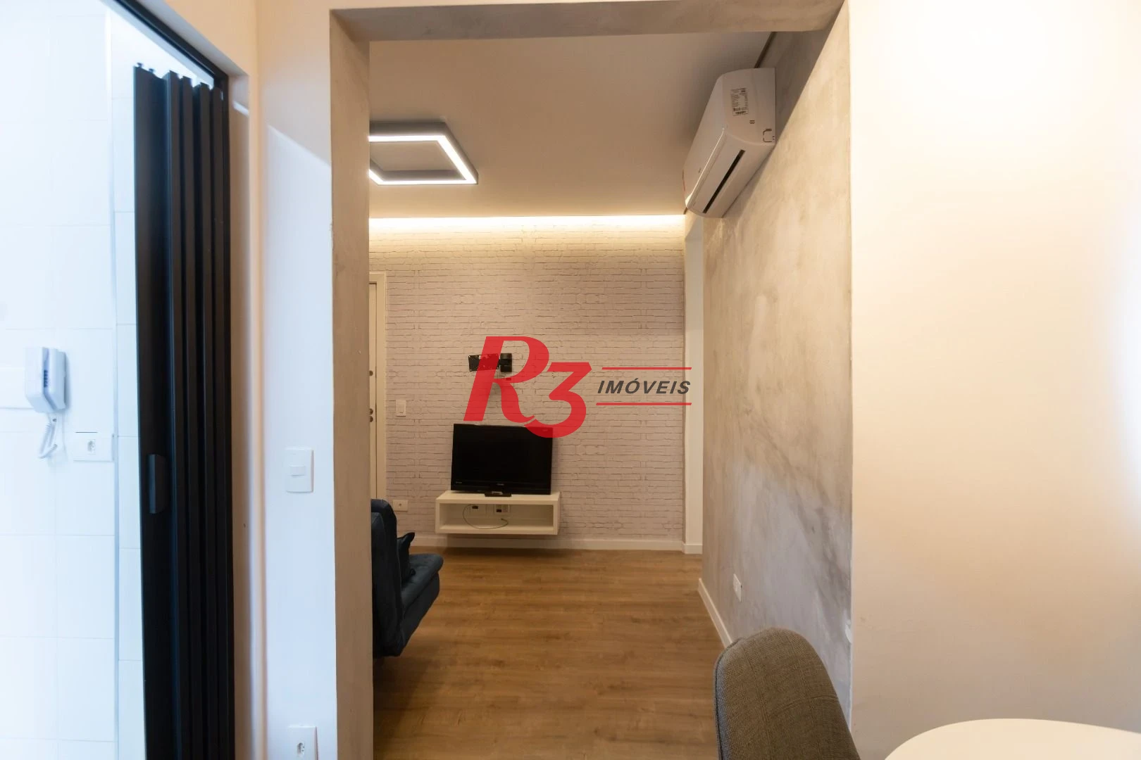 Apartamento com 1 dormitório para alugar, 40 m² por R$ 3.900,00/mês - Gonzaga - Santos/SP