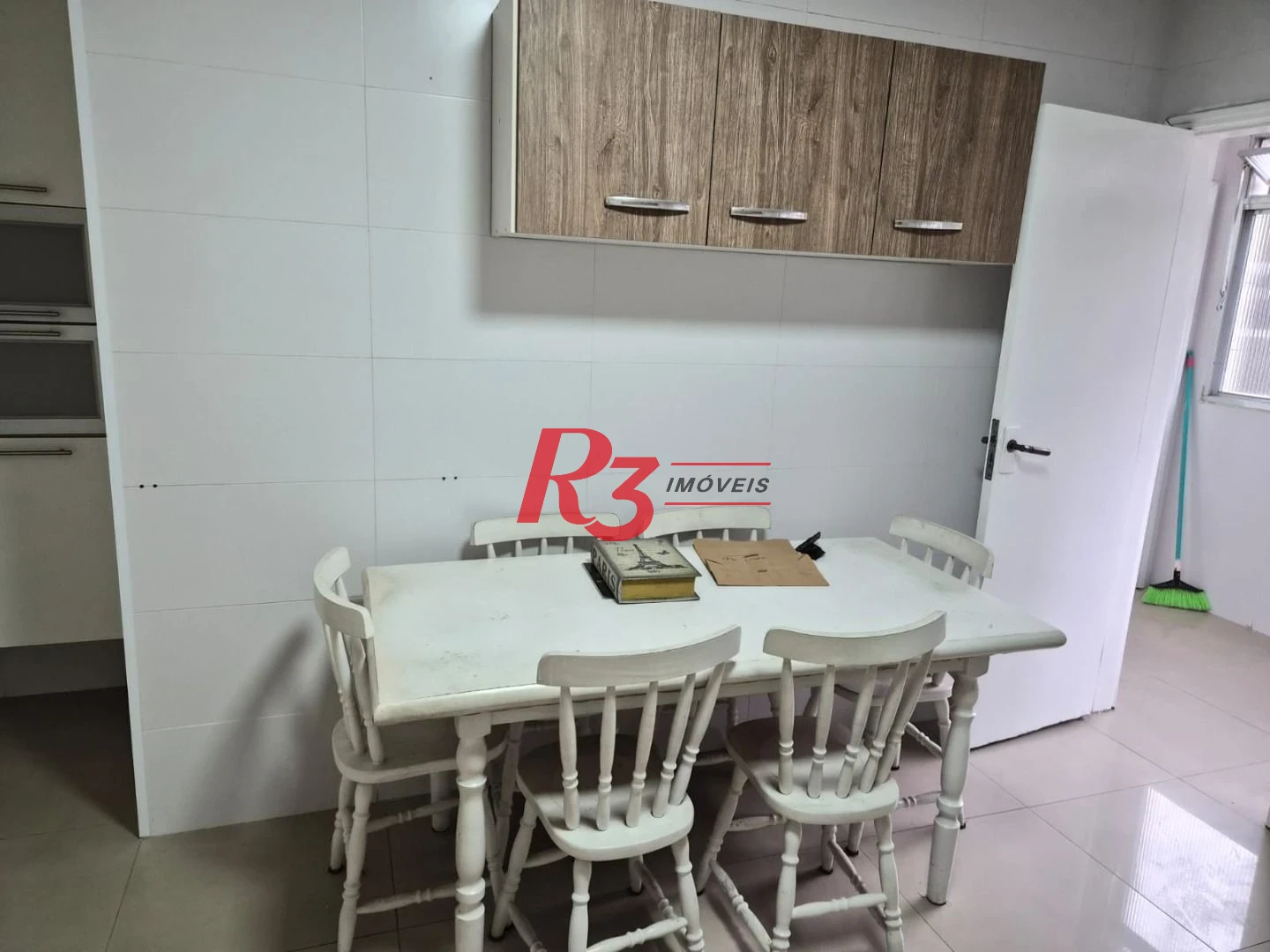 Apartamento com 2 dormitórios para alugar, 85 m² por R$ 4.800,00/mês - Boqueirão - Santos/SP