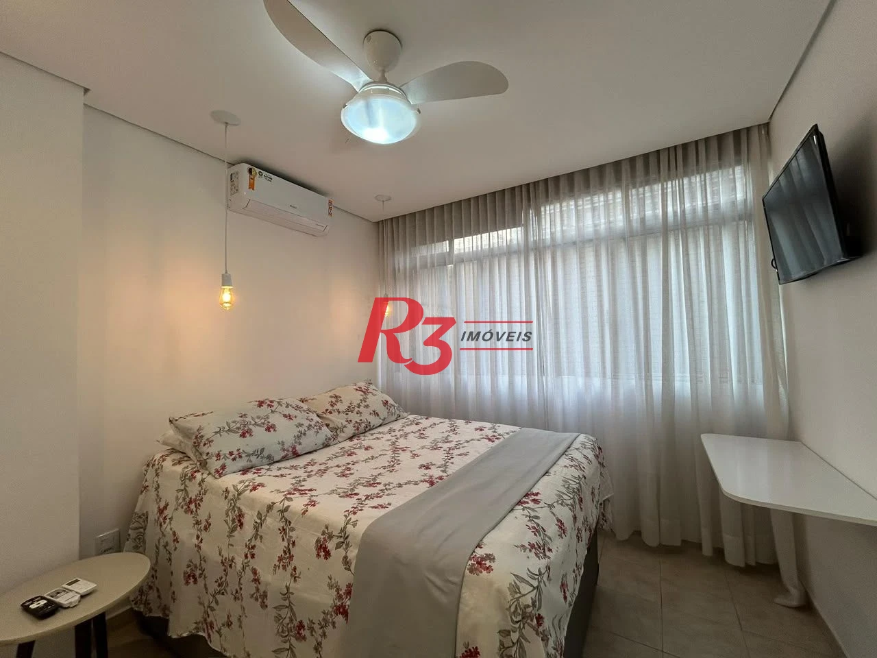 Apartamento com 1 dormitório para alugar, 39 m² por R$ 3.500,00/mês - Embaré - Santos/SP