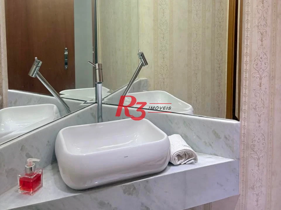 Apartamento com 3 dormitórios à venda, 149 m² por R$ 2.350.000,00 - Gonzaga - Santos/SP
