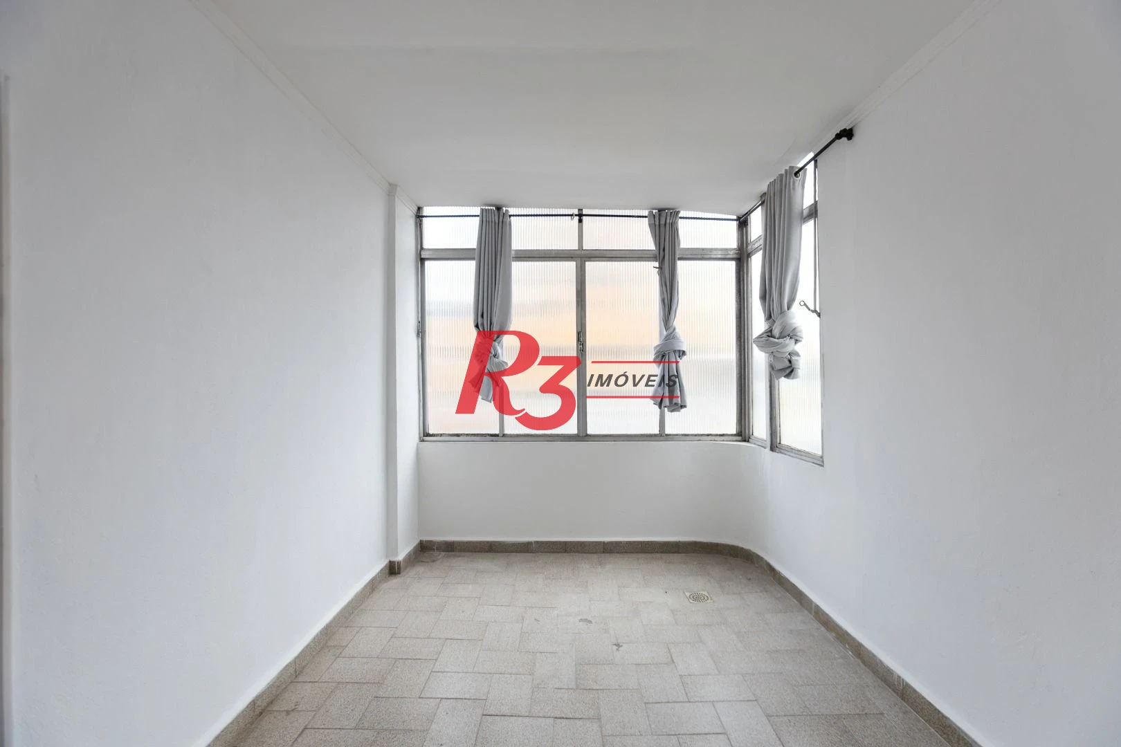 Cobertura com 3 dormitórios, 231 m² - venda por R$ 1.950.000,00 ou aluguel por R$ 10.000,00/mês - Ponta da Praia - Santos/SP