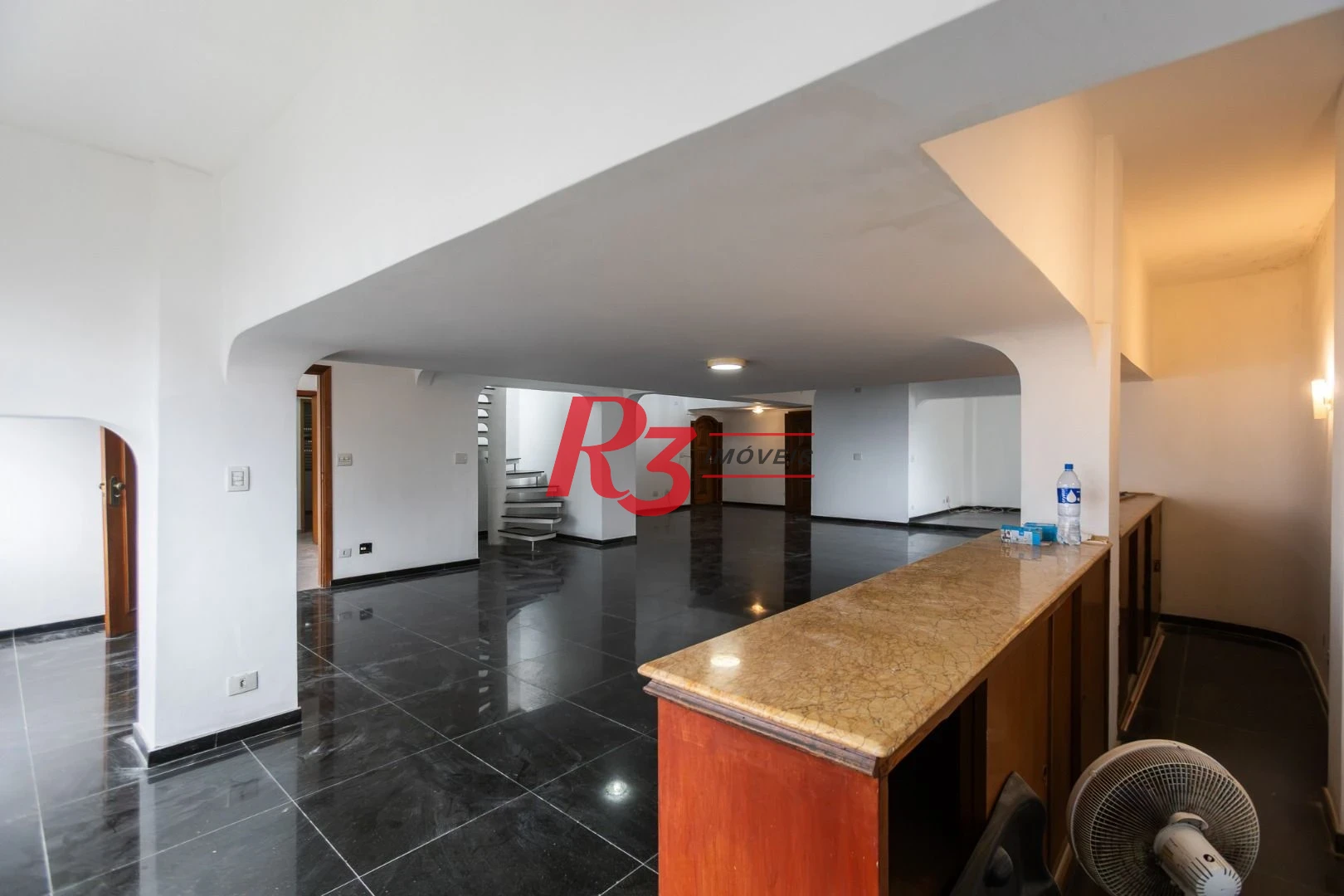 Cobertura com 3 dormitórios, 231 m² - venda por R$ 1.950.000,00 ou aluguel por R$ 10.000,00/mês - Ponta da Praia - Santos/SP