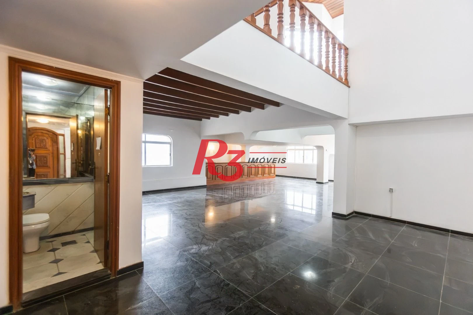 Cobertura com 3 dormitórios, 231 m² - venda por R$ 1.950.000,00 ou aluguel por R$ 10.000,00/mês - Ponta da Praia - Santos/SP