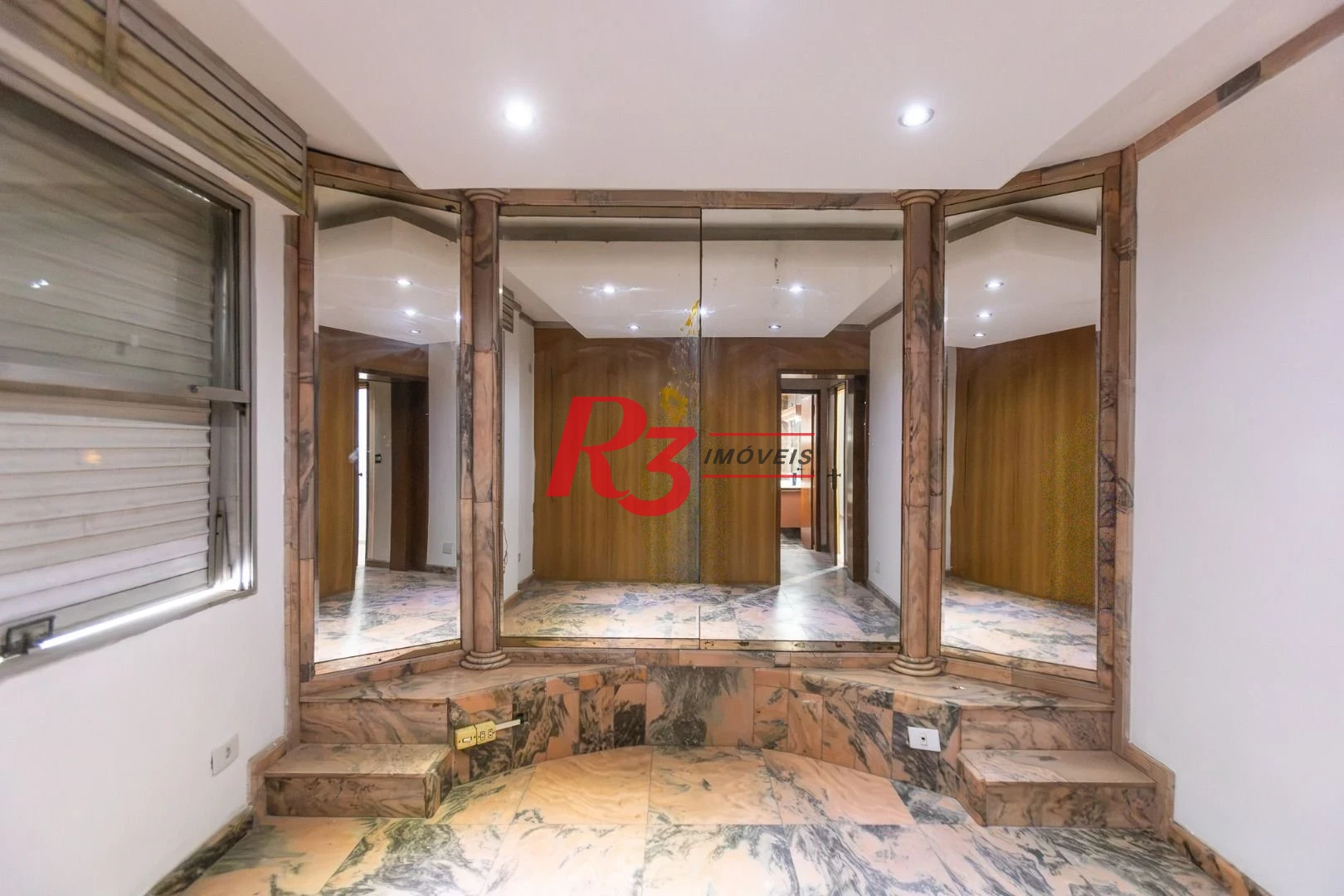 Cobertura com 3 dormitórios, 231 m² - venda por R$ 1.950.000,00 ou aluguel por R$ 10.000,00/mês - Ponta da Praia - Santos/SP