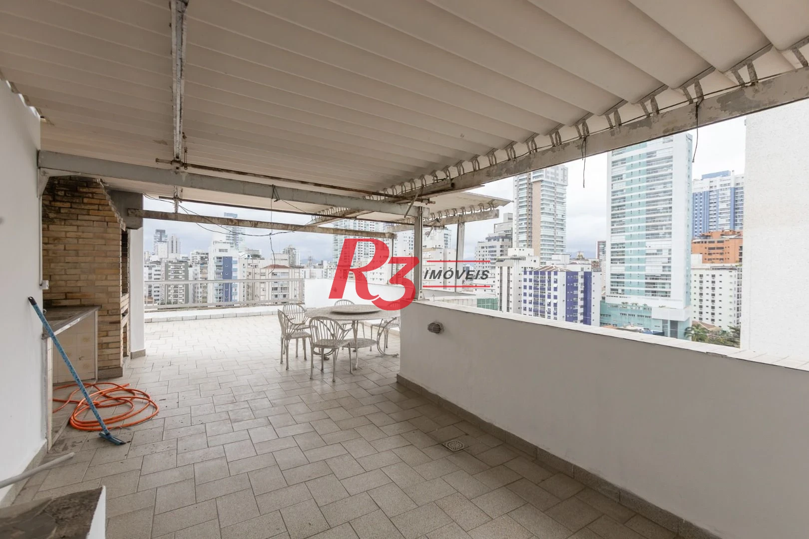 Cobertura com 3 dormitórios, 231 m² - venda por R$ 1.950.000,00 ou aluguel por R$ 10.000,00/mês - Ponta da Praia - Santos/SP