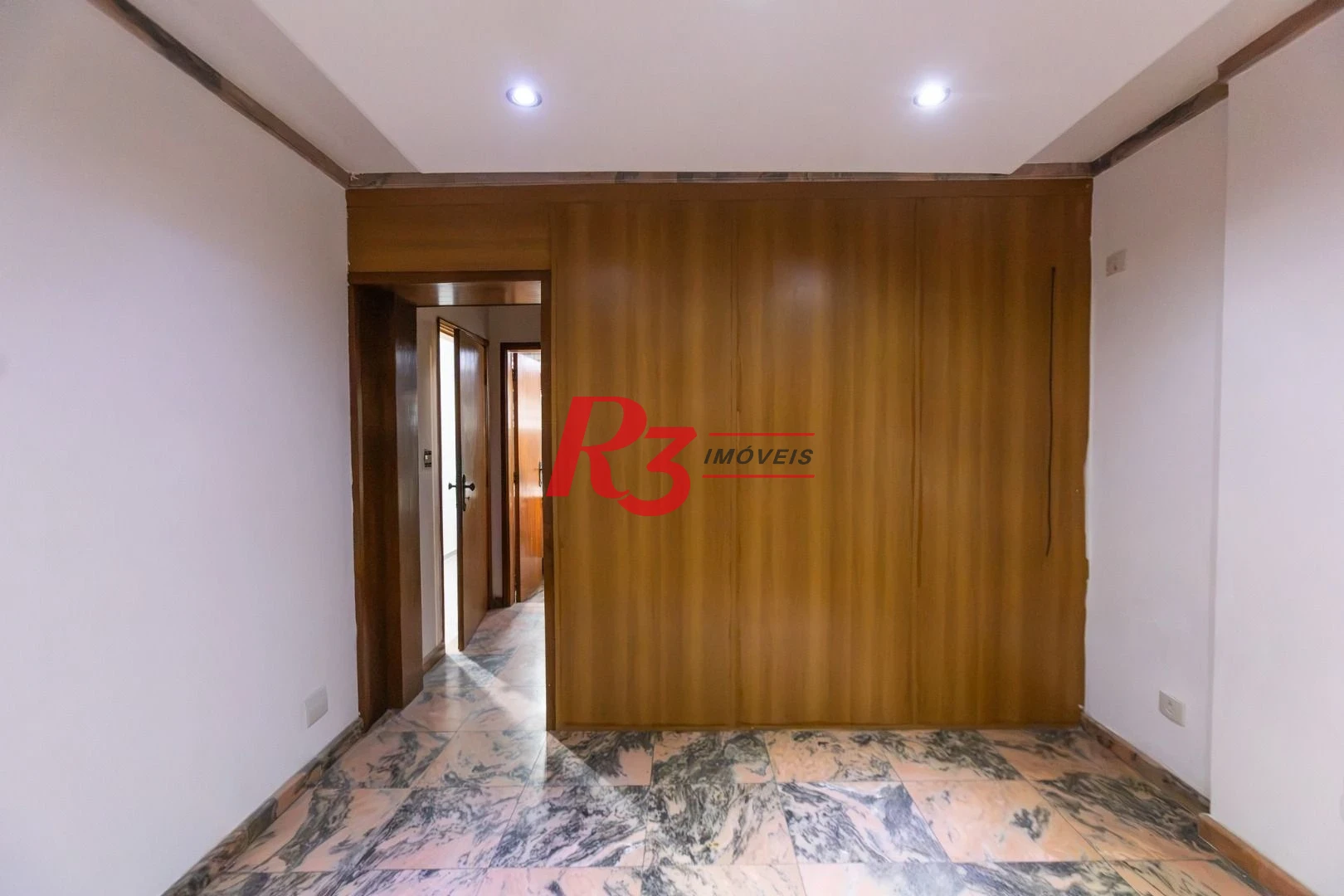 Cobertura com 3 dormitórios, 231 m² - venda por R$ 1.950.000,00 ou aluguel por R$ 10.000,00/mês - Ponta da Praia - Santos/SP