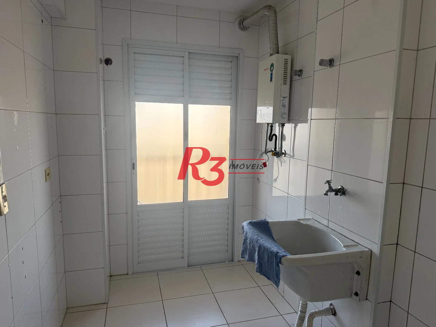 Apartamento com 3 dormitórios à venda, 92 m² por R$ 905.000,00 - Encruzilhada - Santos/SP