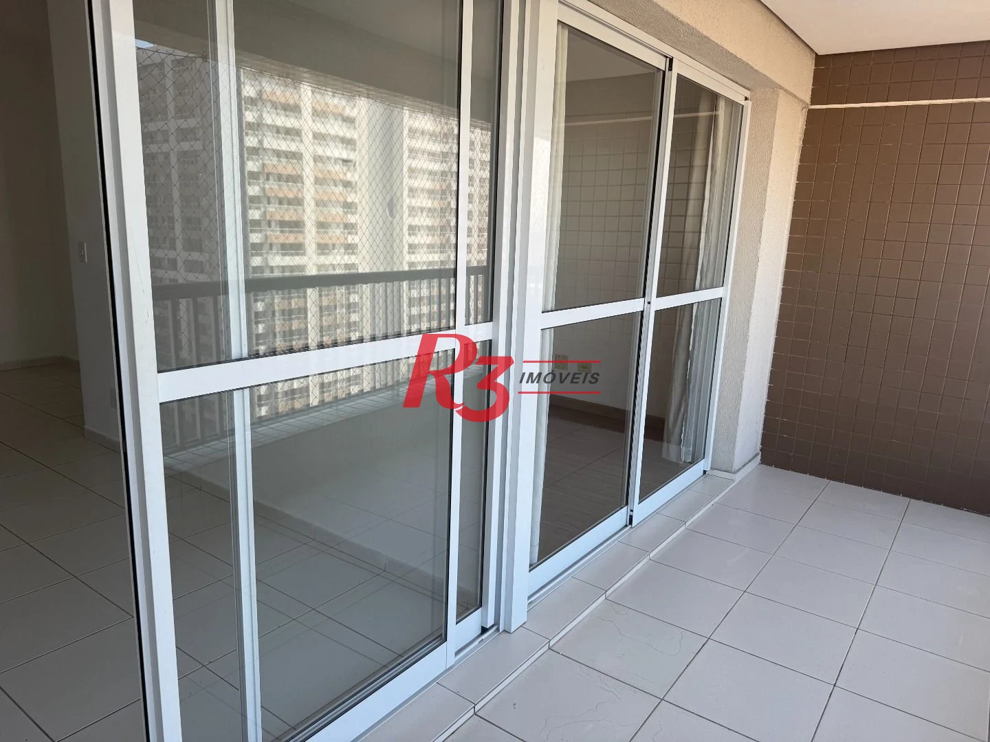 Apartamento com 3 dormitórios à venda, 92 m² por R$ 905.000,00 - Encruzilhada - Santos/SP