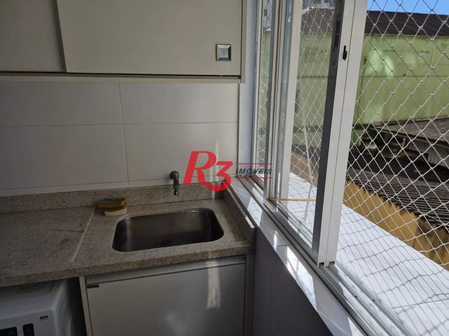 Apartamento com 1 dormitório à venda, 47 m² por R$ 300.000,00 - Centro - São Vicente/SP