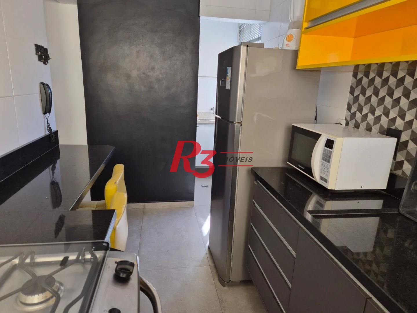 Apartamento com 1 dormitório à venda, 47 m² por R$ 300.000,00 - Centro - São Vicente/SP