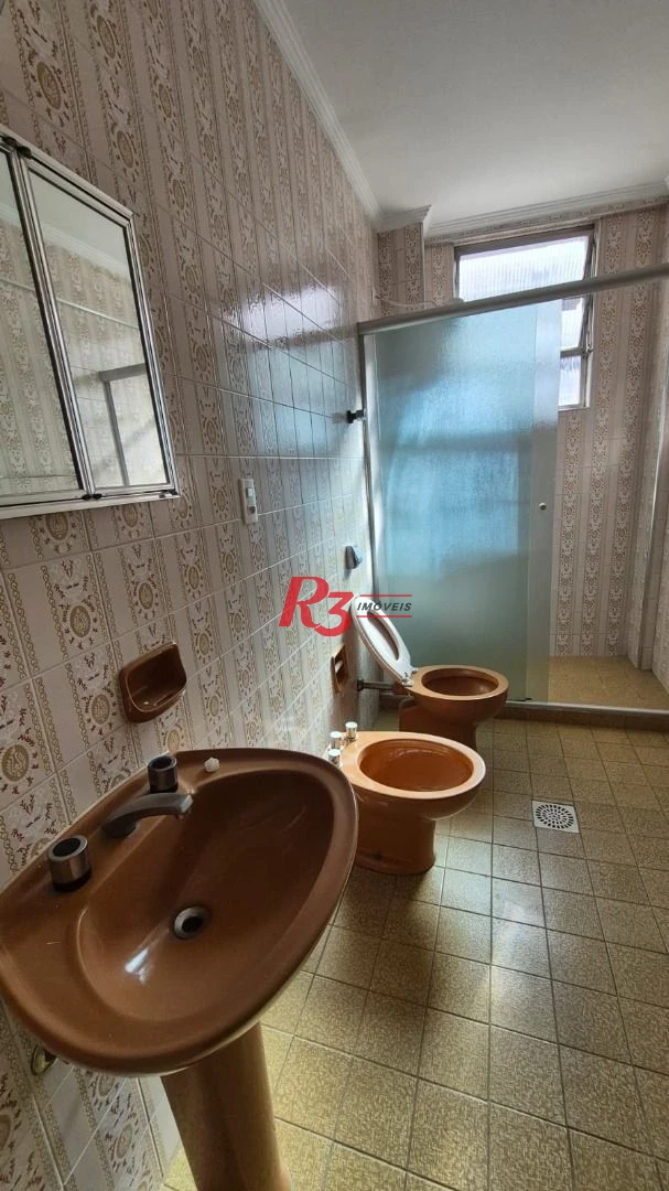 Oportunidade para locação em localização excelente do bairro do Boqueirão em Santos, com 120 m², 2 quartos, 1 vaga! Condição esapecial!