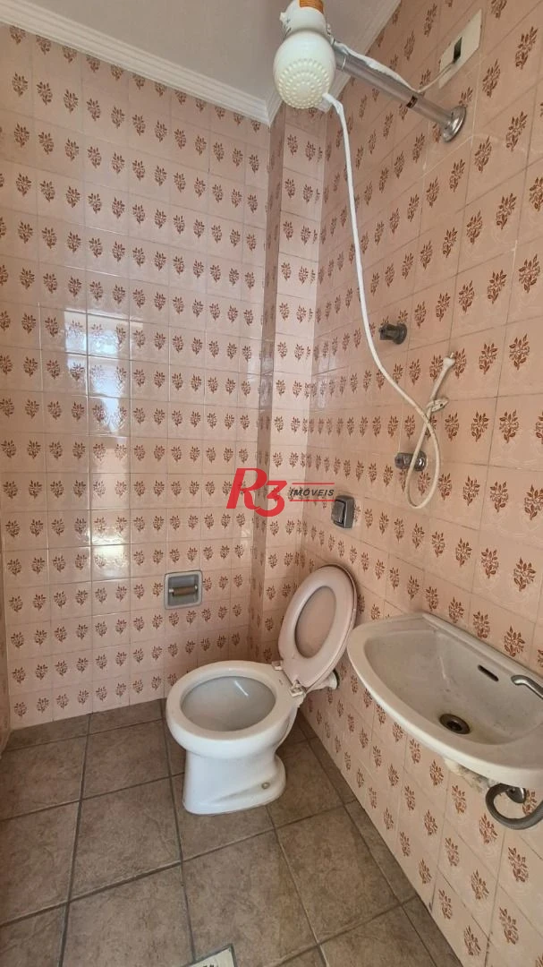 Oportunidade para locação em localização excelente do bairro do Boqueirão em Santos, com 120 m², 2 quartos, 1 vaga! Condição esapecial!